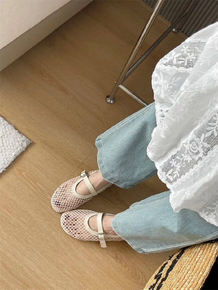 Aneikeh Round Toe Flat Shoes Women Non Slip Flat Sandals Sizes 35-43 Breathable Mesh Beach Outdoor Shallow Comfortable Shoes