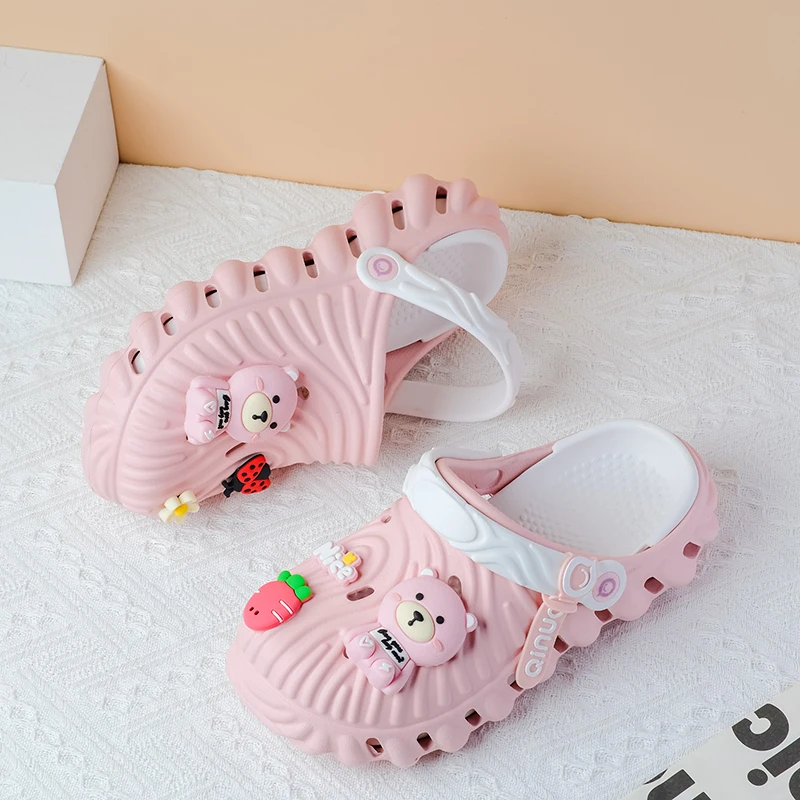 Women's Diy Cute Bear Clogs Sandals Summer 2025 Slip On Wedge Platform Sandals Woman Fashion Thick Sole Garden Shoes Ladies