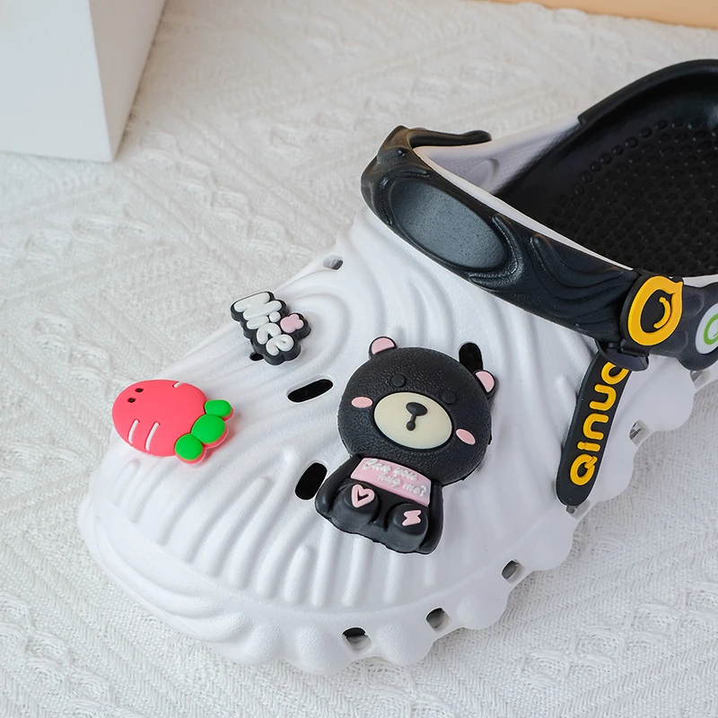 Women's Diy Cute Bear Clogs Sandals Summer 2025 Slip On Wedge Platform Sandals Woman Fashion Thick Sole Garden Shoes Ladies