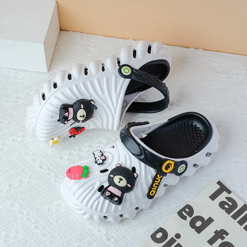 Women's Diy Cute Bear Clogs Sandals Summer 2025 Slip On Wedge Platform Sandals Woman Fashion Thick Sole Garden Shoes Ladies
