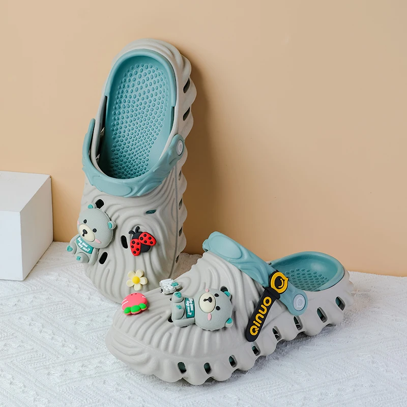 Women's Diy Cute Bear Clogs Sandals Summer 2025 Slip On Wedge Platform Sandals Woman Fashion Thick Sole Garden Shoes Ladies