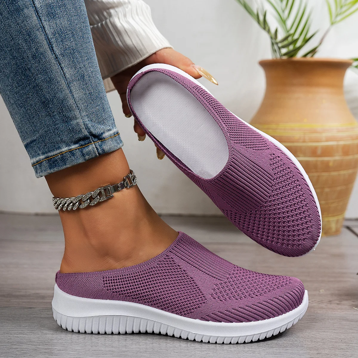 Polyester Backless Slip On Mom Mules Women Breathable Non Slip Soft EVA Insole Low Heel Daily Walking Casual Shoes