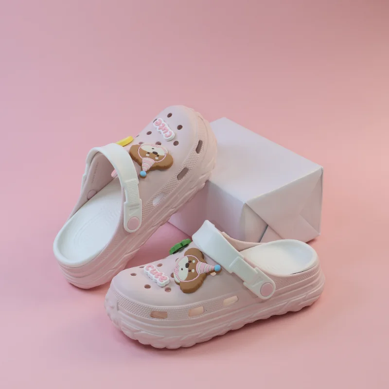 Clogs Platform Slippers Women Home Flat Cute Designer Woman Shoes House Summer Sandals Casual Beach Fashion Footwear Indoor
