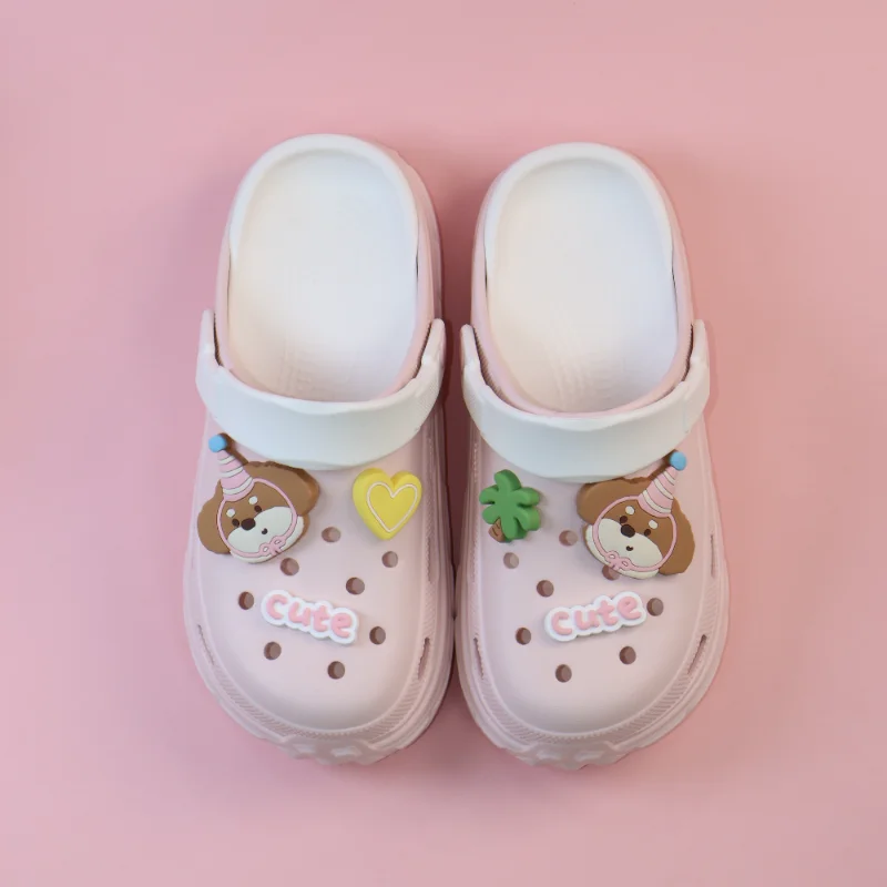 Clogs Platform Slippers Women Home Flat Cute Designer Woman Shoes House Summer Sandals Casual Beach Fashion Footwear Indoor