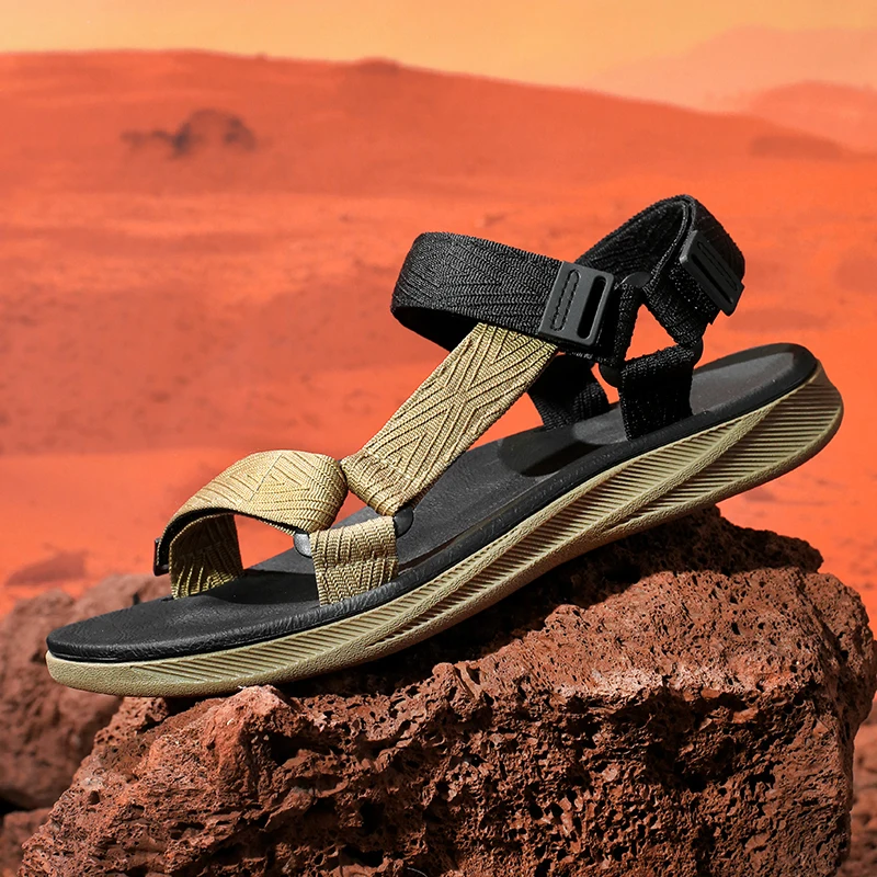 Classic Black Men Sport Sandals Summer Leisure Beach Holiday Sandals Outdoor Antiskid Breathable Flat Sandals Shoes