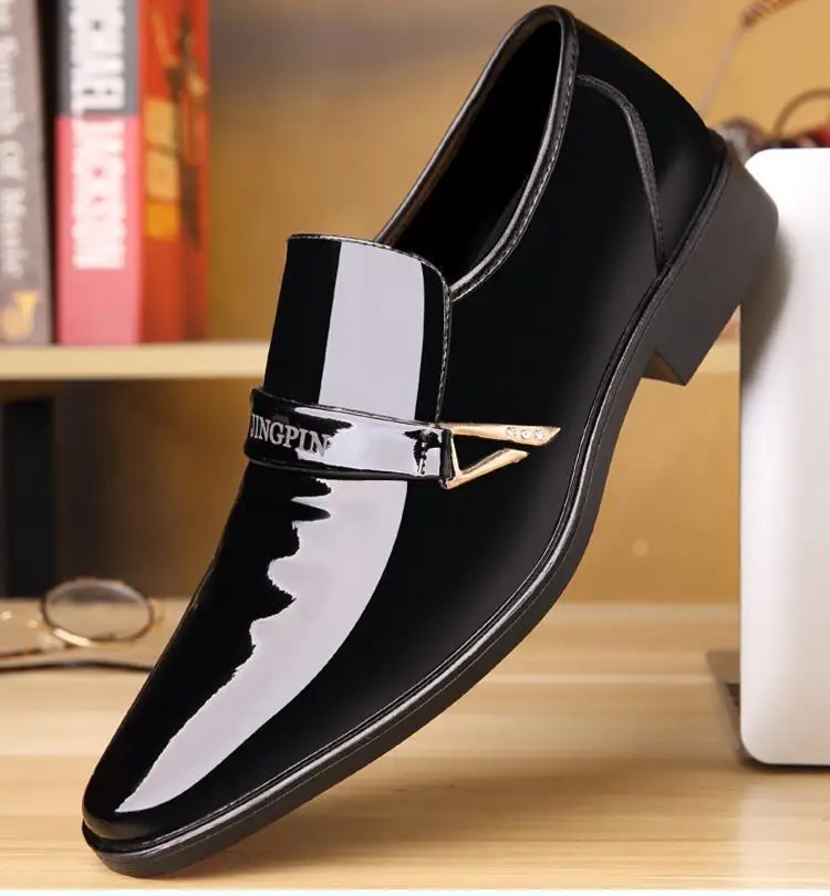 Spring Autumn Men's New Leather Shoes Casual Patent Leather Oxford footwear Moccasin Fashion business shoes Trend non slip Shoe