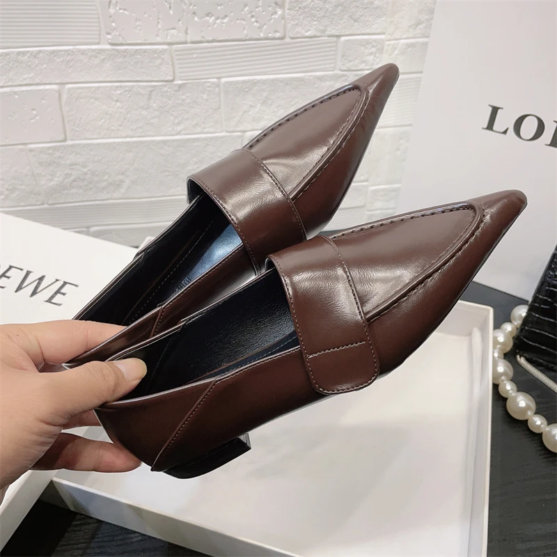 Women Flats Shoes Fashion Pointed Toe Loafers Shoes Autumn 2025 Designer Brand Dress Work Platform Elegant Zapatillas De Mujer