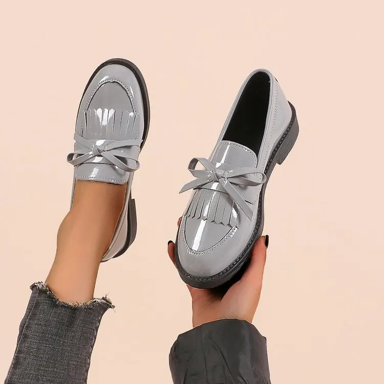 Womens Shoes Patent Leather Women Loafers British Tassel Casual Female Flat Shoes Bowknot Comfortable Small Leather Shoes