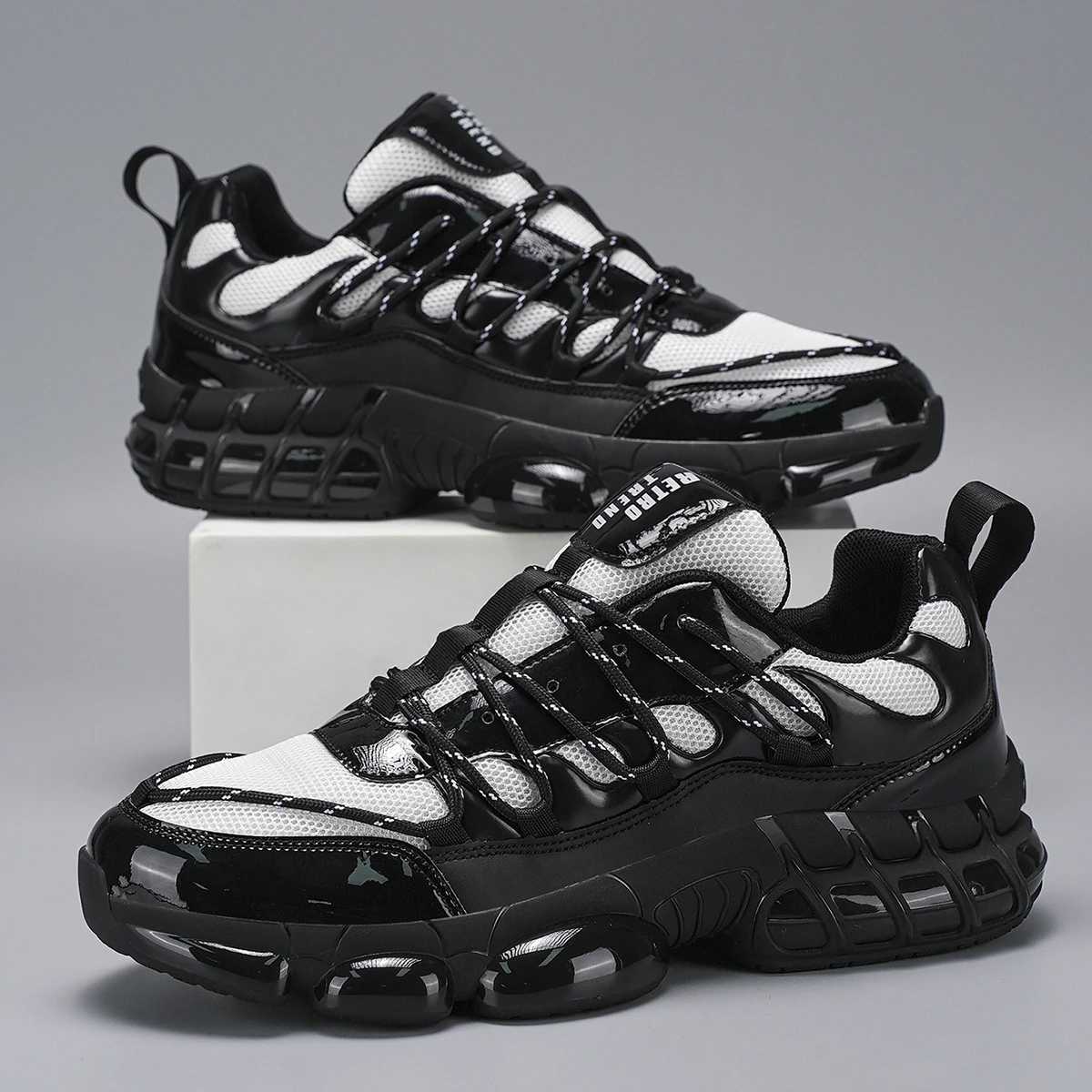 Men's Large Size Sports Shoes Outdoor Hiking Running Comfortable Casual Versatile Fashionable Training Shoes for Couples