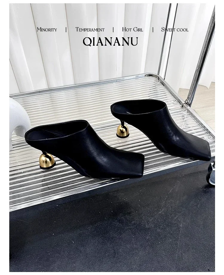 Retro Square Headed Wine Glasses and Slippers for Women in Summer 2025, New Style for Wearing Half Drag High Heels for Women