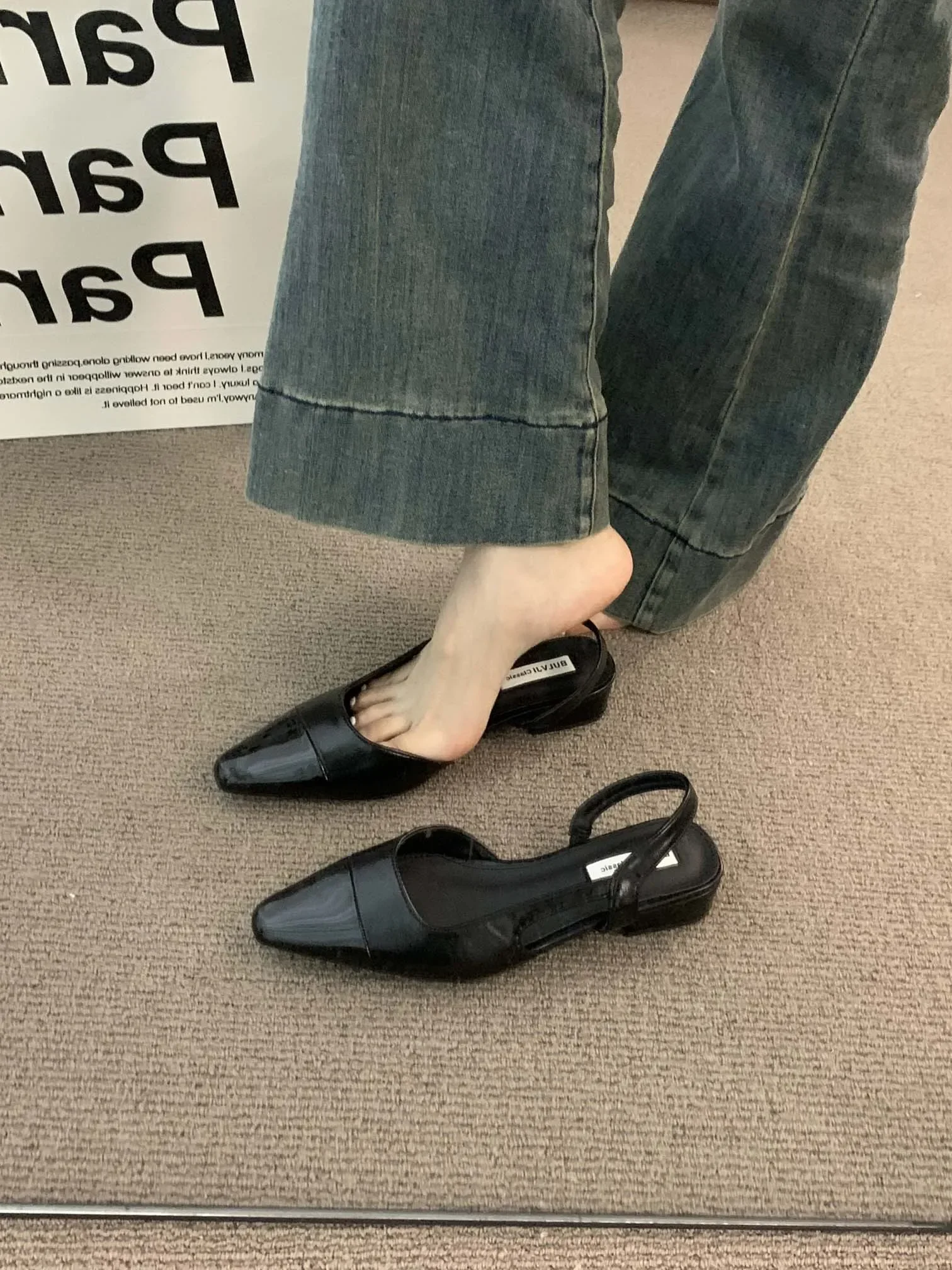 Brand luxury designer fashion PU leather design ladies summer new style pointed toe low heel women sandals non-slip flat shoes