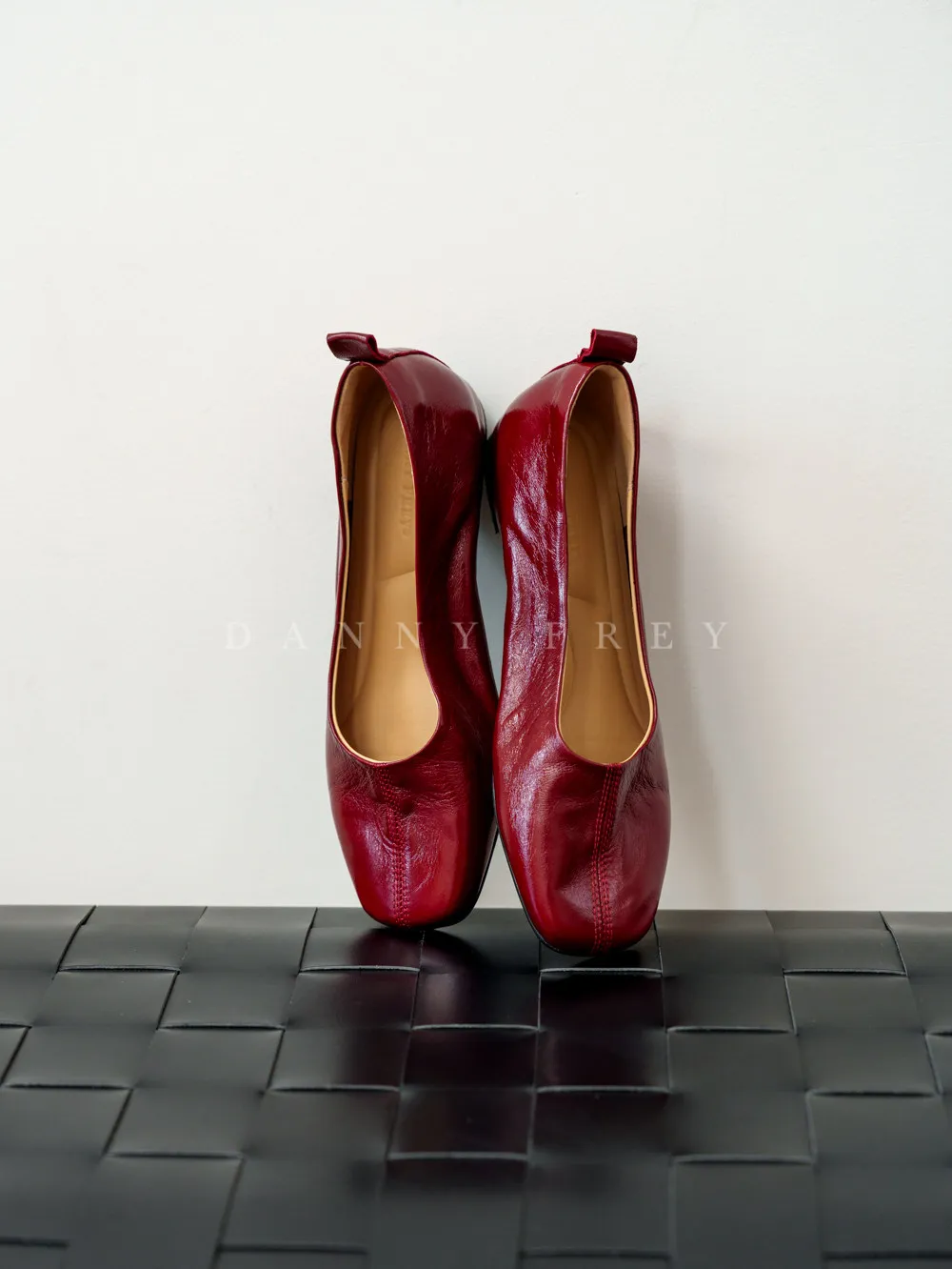 Retro Artistic Square-toe Low-heel Flats, New Soft-soled Comfortable Commuter Grandma Shoes That Won't Tire Your Feet