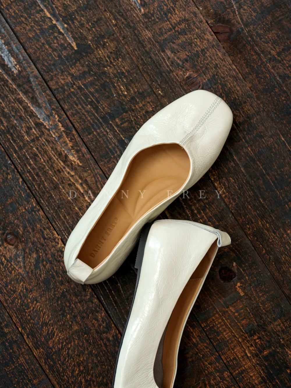 Retro Artistic Square-toe Low-heel Flats, New Soft-soled Comfortable Commuter Grandma Shoes That Won't Tire Your Feet