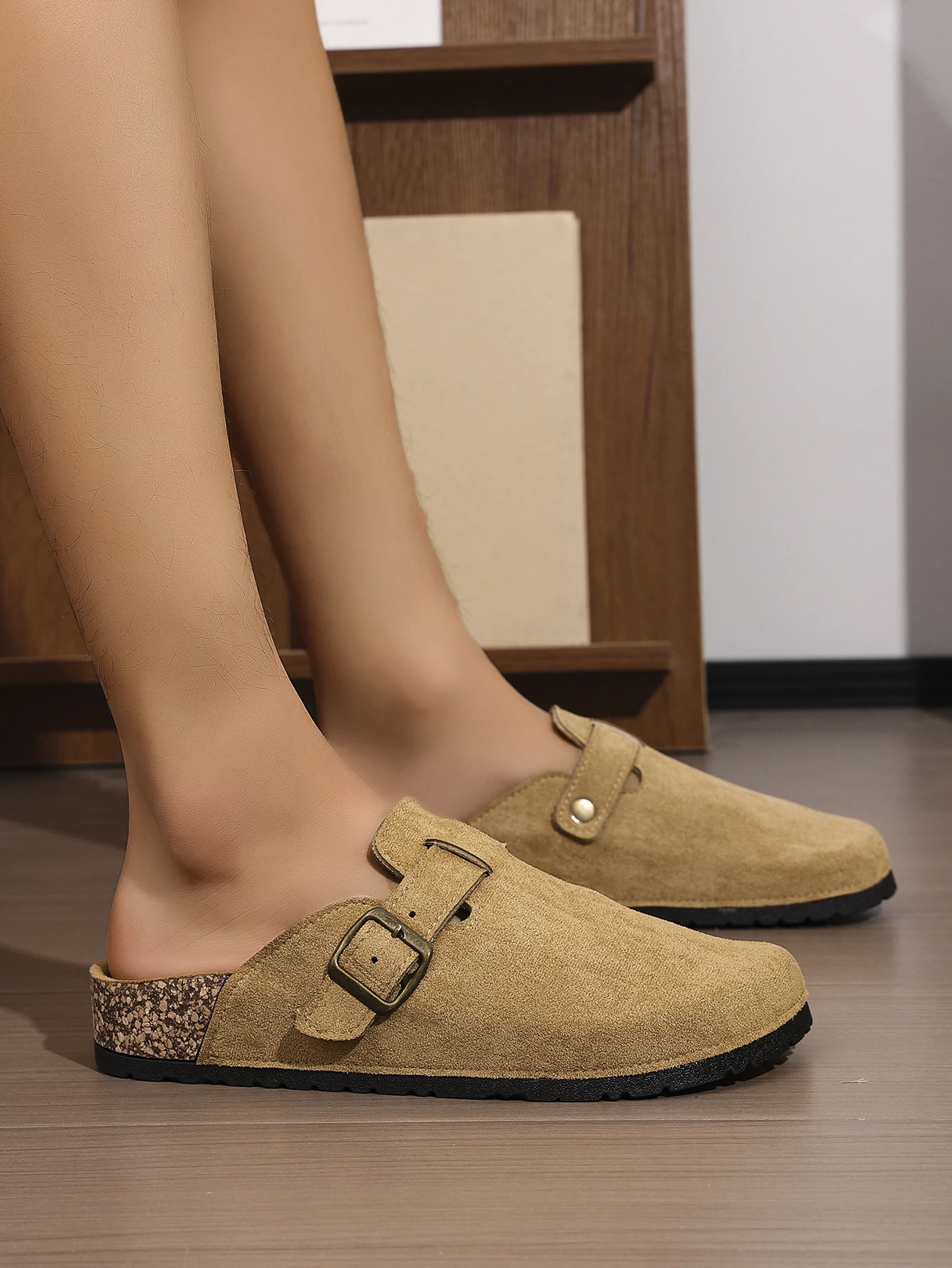 Men's Spring and Autumn Casual Simple Buckle Flat Heel Set Wear Soft Wood Grain Solid Color PU Shoes Bread Head Beach Slippers C