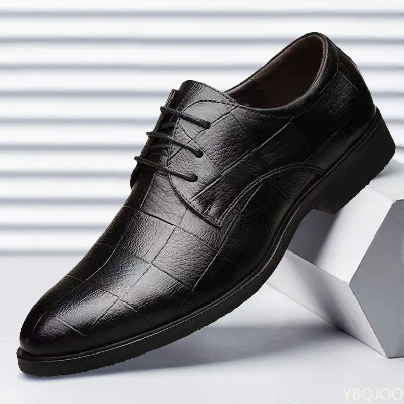 New Mens Business leather Shoes Soft soled comfortable formal shoe Casual versatile work footwear Fashion light Male shoes Homme