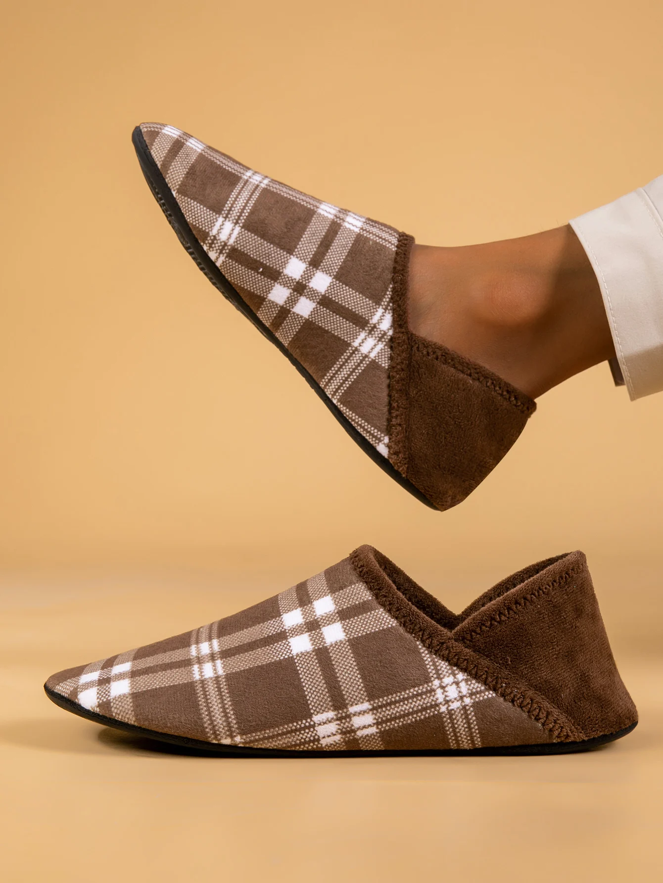 Warm Cotton Home Slippers Men Plaid Lightweight Indoor Shoes Non-Slip Rubber Sole Soft Bottom Cozy Bedroom House Moccasins