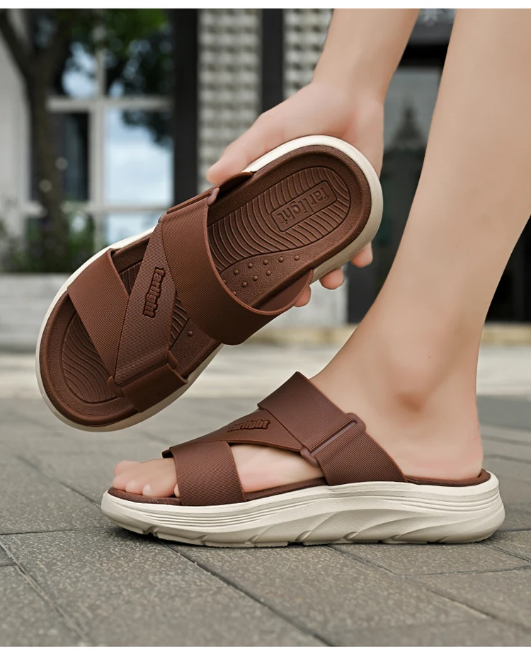 Summer New Men's Sandals Outdoor Fashion, Comfortable Thick Soled Casual Shoes Large Size Lightweight Non Slip Walking Slippers