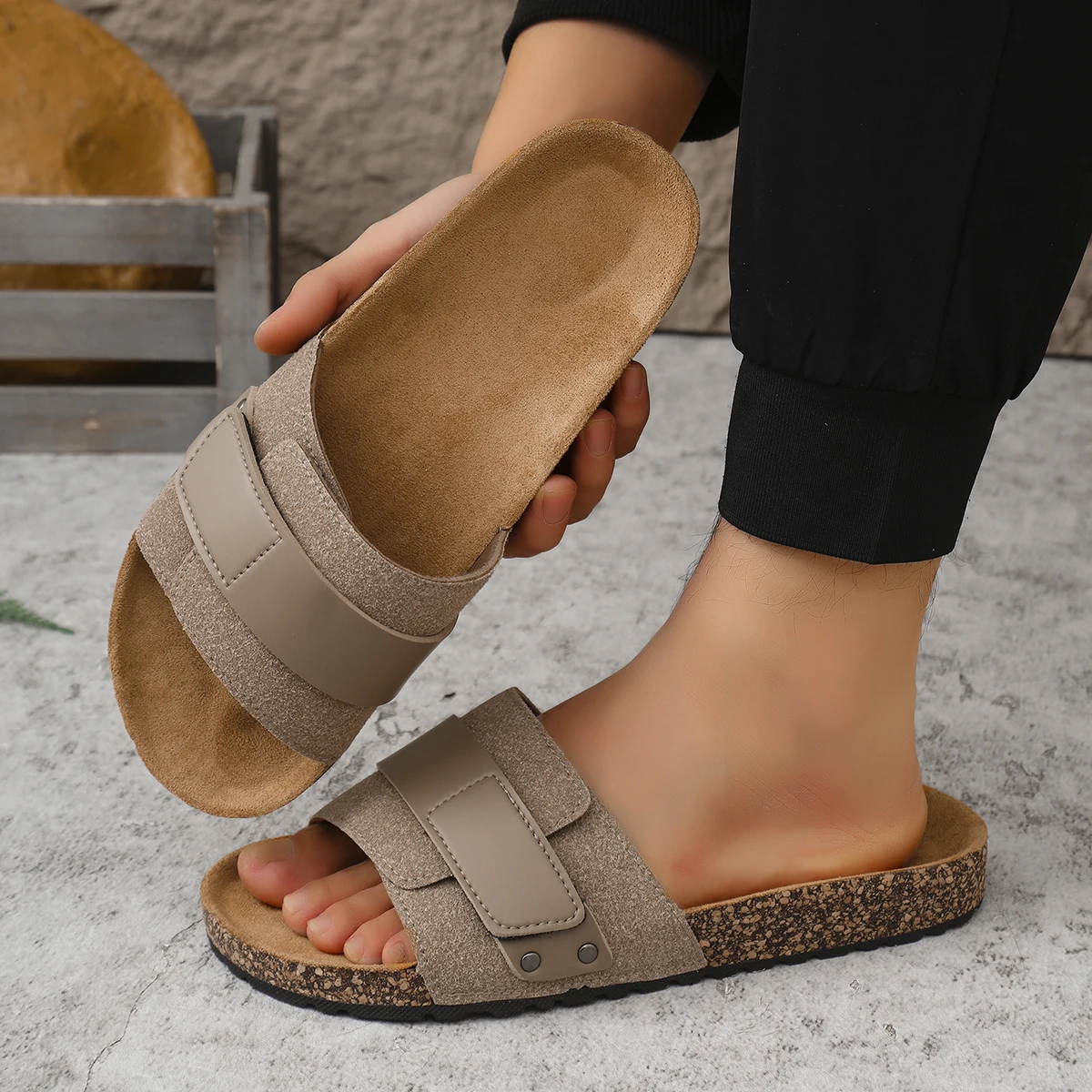 Men's One-Strap Sandals: Waterproof, Anti-Slip, Thick-Soled, Wear-Resistant, Soft-Soled, Comfortable, Everyday Slip-On Sandals.