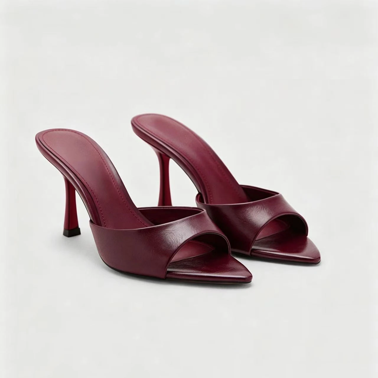**Fashionable Hot Selling Fish Mouth Comfortable Banquet High-heeled Slippers Summer New Round Headed Sexy Casual Sandals Women