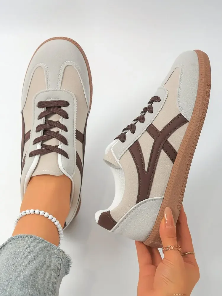 Large Size Women's Running Shoes Fashionable Retro Casual All-Match Flat Bottom Sports Sneakers Autumn Season White Shoes