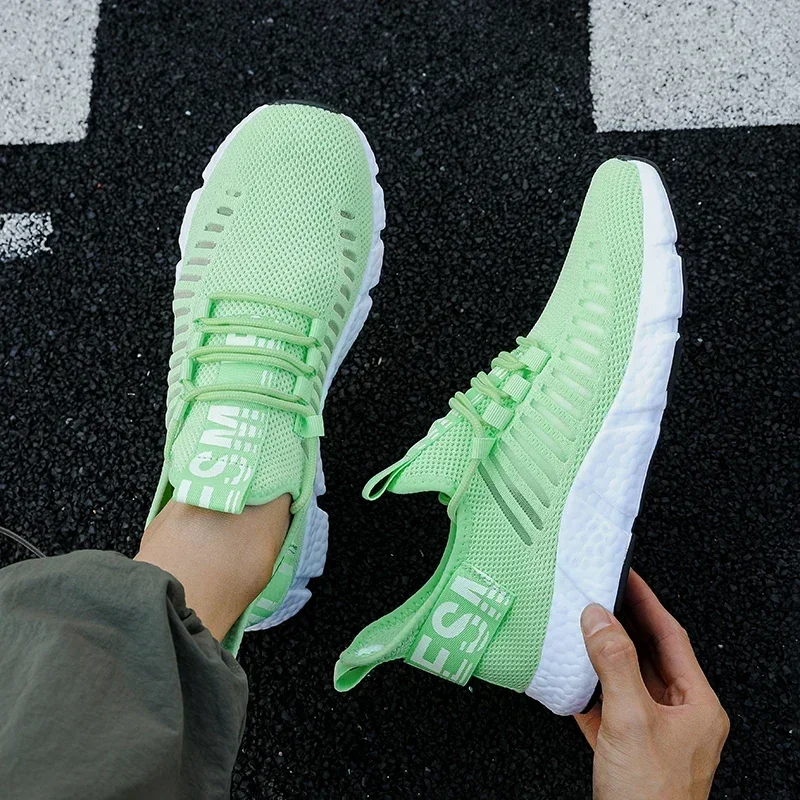Summer Men Sneakers Lightweight Breathable Mesh Outdoor Casual Shoes Fashionable Tennis Training Shoes Men's Free Shipping