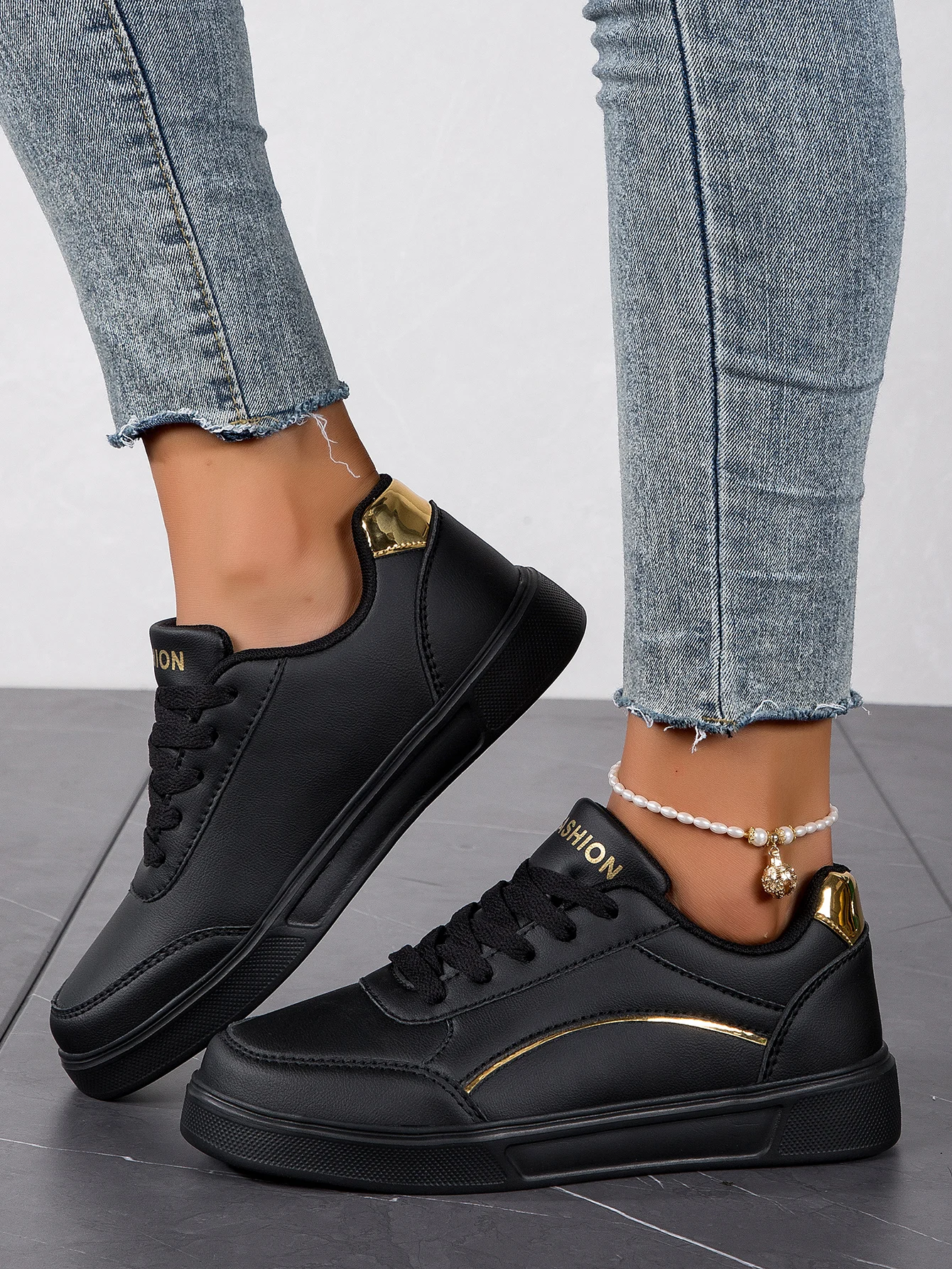 Baasploa Women Casual Sneakers Leather Platform Sneakers for Women Classics Comfort Skateboarding Shoes Non-Slip