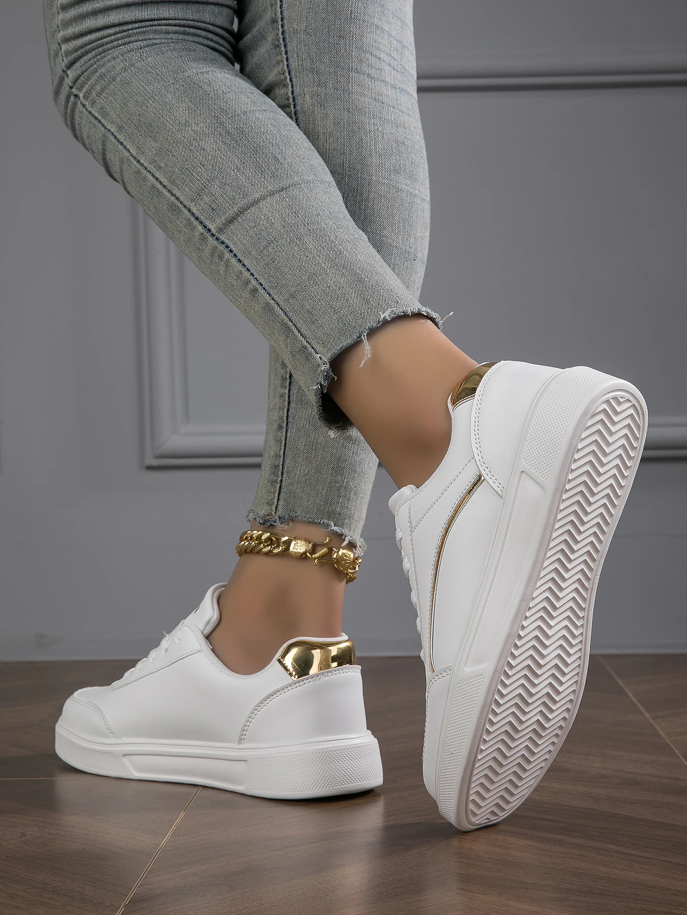 Baasploa Women Casual Sneakers Leather Platform Sneakers for Women Classics Comfort Skateboarding Shoes Non-Slip