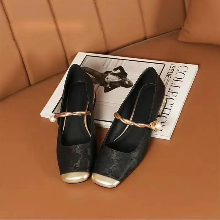 2026 Hot Sale Women's Versatile French Style Shallow Mouth Single Shoes Casual Lightweight Mary Jane Shoes