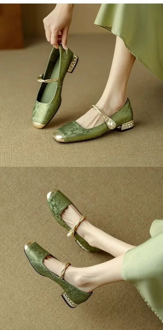 2026 Hot Sale Women's Versatile French Style Shallow Mouth Single Shoes Casual Lightweight Mary Jane Shoes