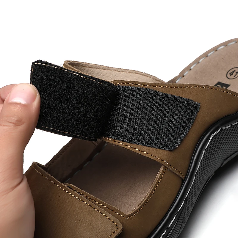 First-Layer Cowhide New Men's Casual Slippers Non-Slip Summer Beach Sandals Suitable for Outdoor Leisure Sports Beach
