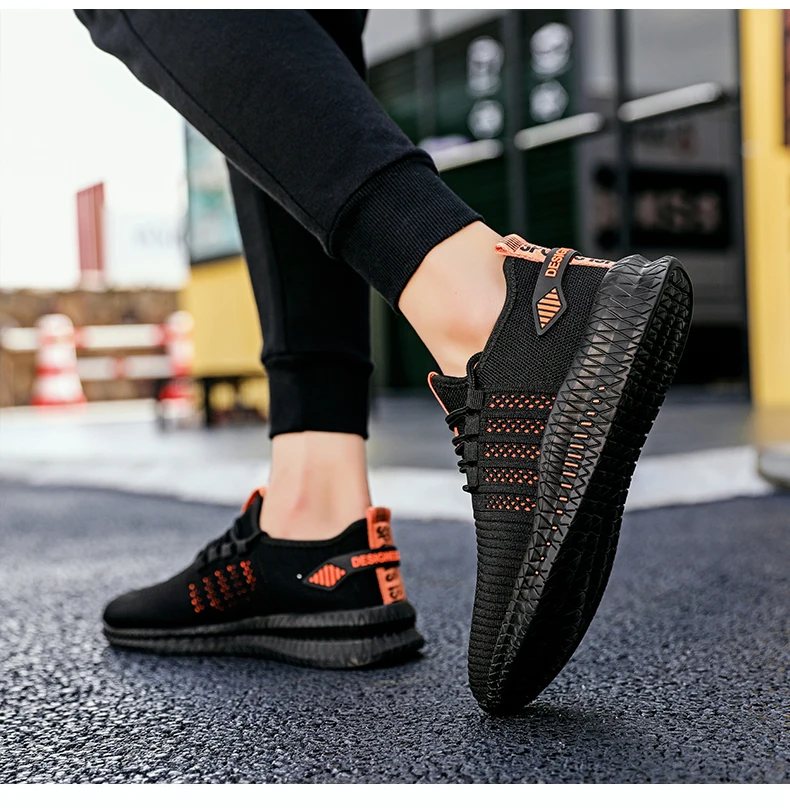 2026 New Fashion Sneakers Lightweight Men Casual Shoes Breathable Male Footwear Lace Up Walking Shoe