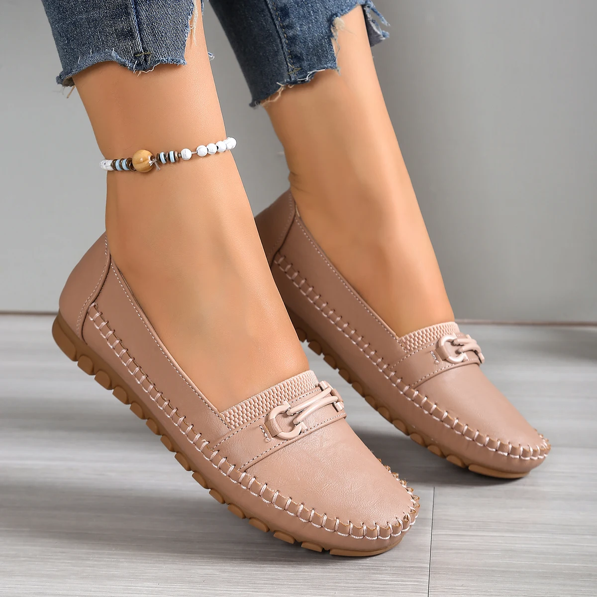 goreyodoly Women Comfortable Slip-On Loafers Lightweight Breathable Wide Fit Flats with Chain Decoration