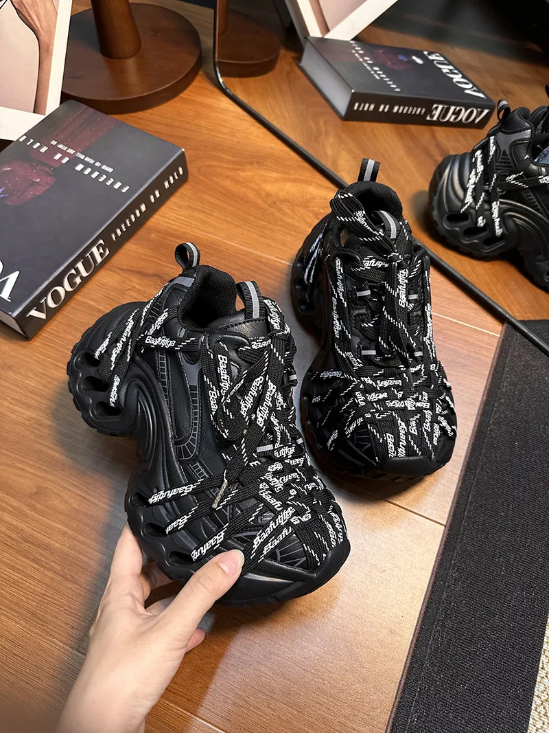 2026 Retro Lace-Up Distressed Platform Chunky Dad Sneakers for Women,Fashionable Versatile Height-Increasing Casual Sports Shoes