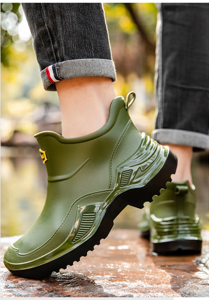 Men's Ankle Rain Boots Outdoor Waterproof Men Rain Shoes Anti-Slip Wear-resistant Men Kitchen Water Shoes Fishing Rubber Shoes