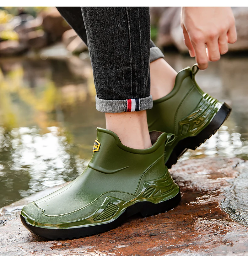 Men's Ankle Rain Boots Outdoor Waterproof Men Rain Shoes Anti-Slip Wear-resistant Men Kitchen Water Shoes Fishing Rubber Shoes