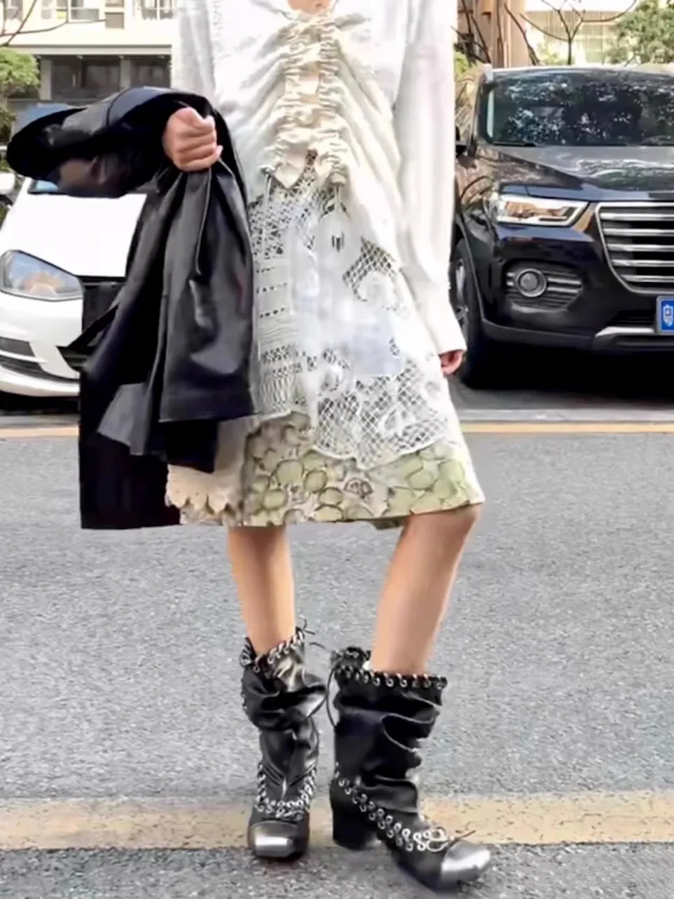 Square Toe Lace-Up Bow Pleated Fashion Boots Vintage Big Barrel Girl Block Heel Booties Stack Mid-Barrel Boots Women