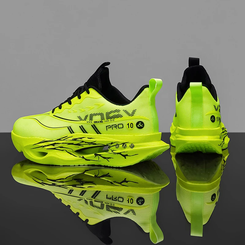 Men's casual sports shoes with carbon plate for running assistance, breathable mesh, comfortable low-top lace-up trail running shoes, zero drop thick sole, slow rebound, non-slip, suitable for gym jogging and camping