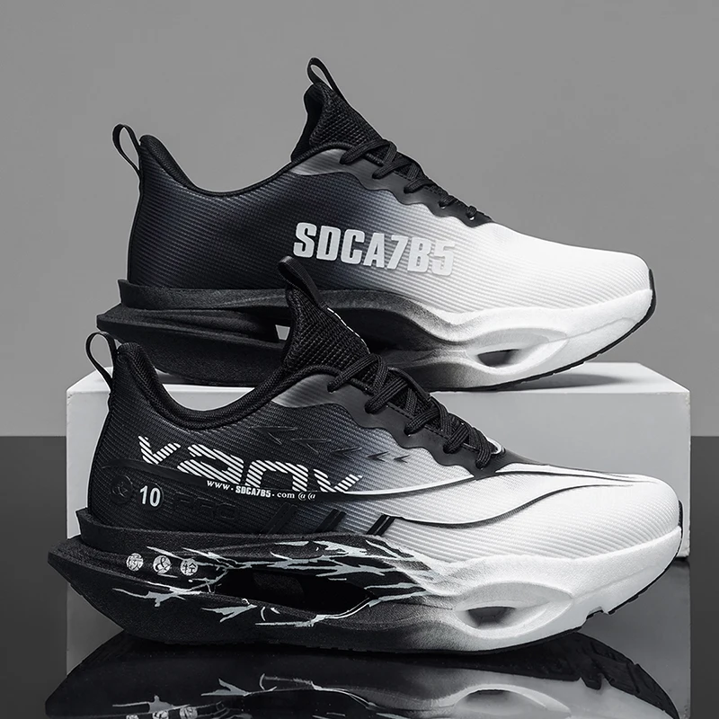 Men's casual sports shoes with carbon plate for running assistance, breathable mesh, comfortable low-top lace-up trail running shoes, zero drop thick sole, slow rebound, non-slip, suitable for gym jogging and camping