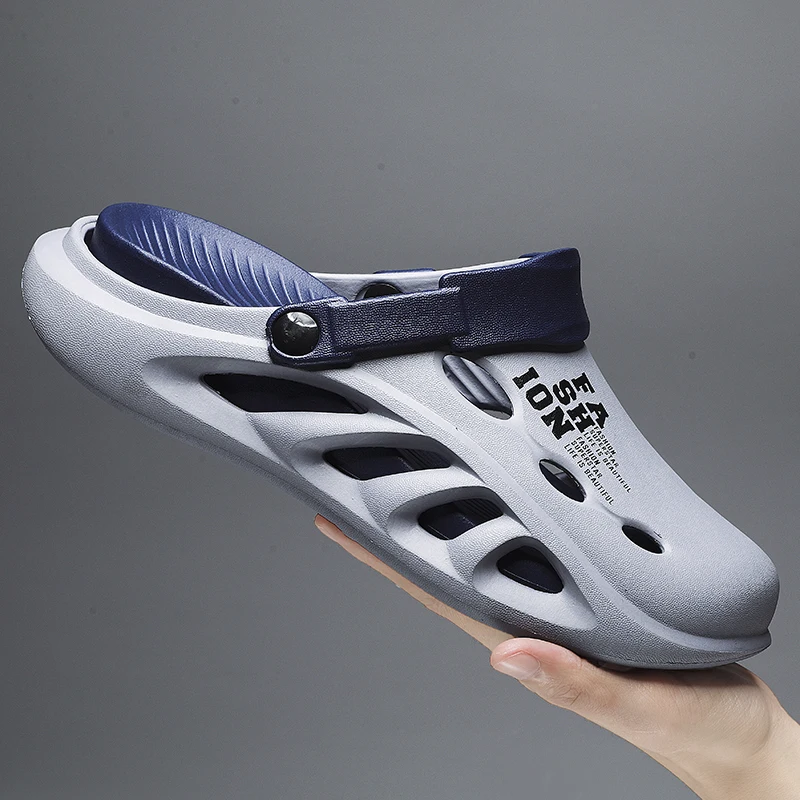Summer Men‘s Outdoor Sandals Slippers Beach Comfortable Thick Soft Sole Clogs Men Casual Shoes Garden Shoes Mens Beach Sandals