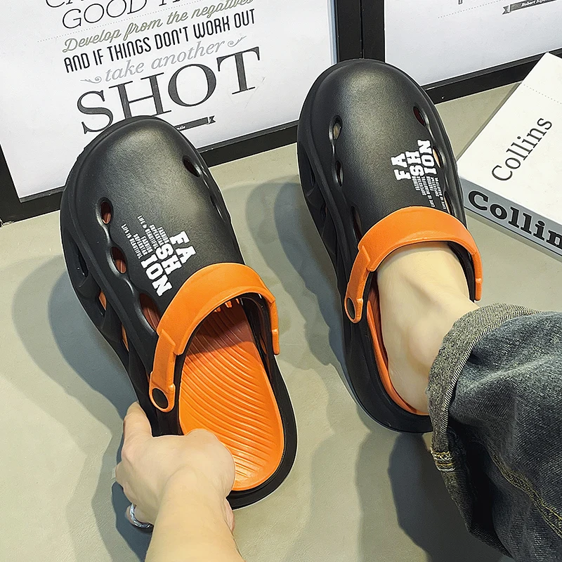 Summer Men‘s Outdoor Sandals Slippers Beach Comfortable Thick Soft Sole Clogs Men Casual Shoes Garden Shoes Mens Beach Sandals
