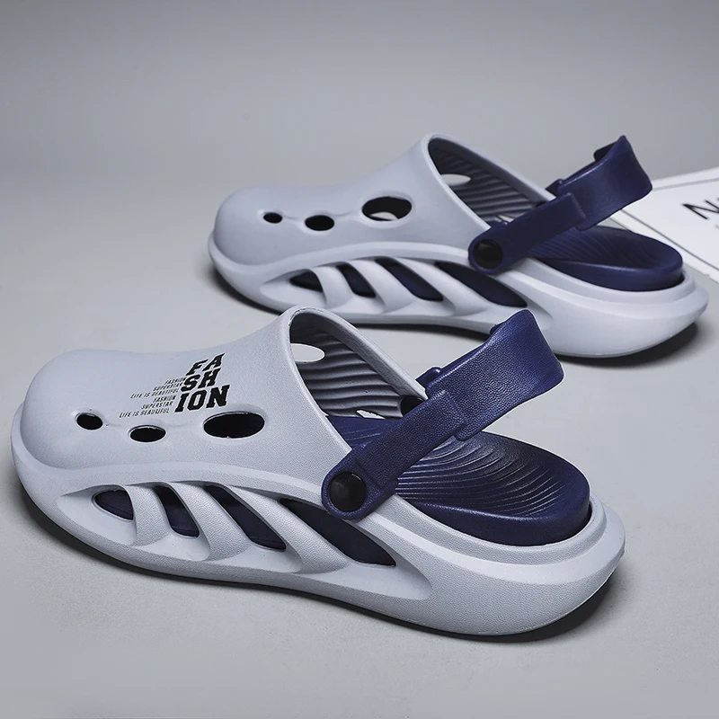 Summer Men‘s Outdoor Sandals Slippers Beach Comfortable Thick Soft Sole Clogs Men Casual Shoes Garden Shoes Mens Beach Sandals