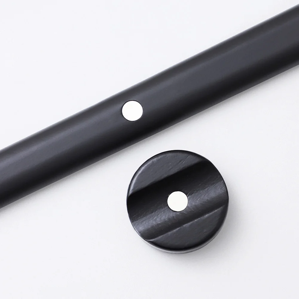 3 Colors Optional 75cm Extended Beech Wood Shoe Horn Magnetic Wall Storage Long Handle, No-Bend Home Shoe Puller for All Seasons