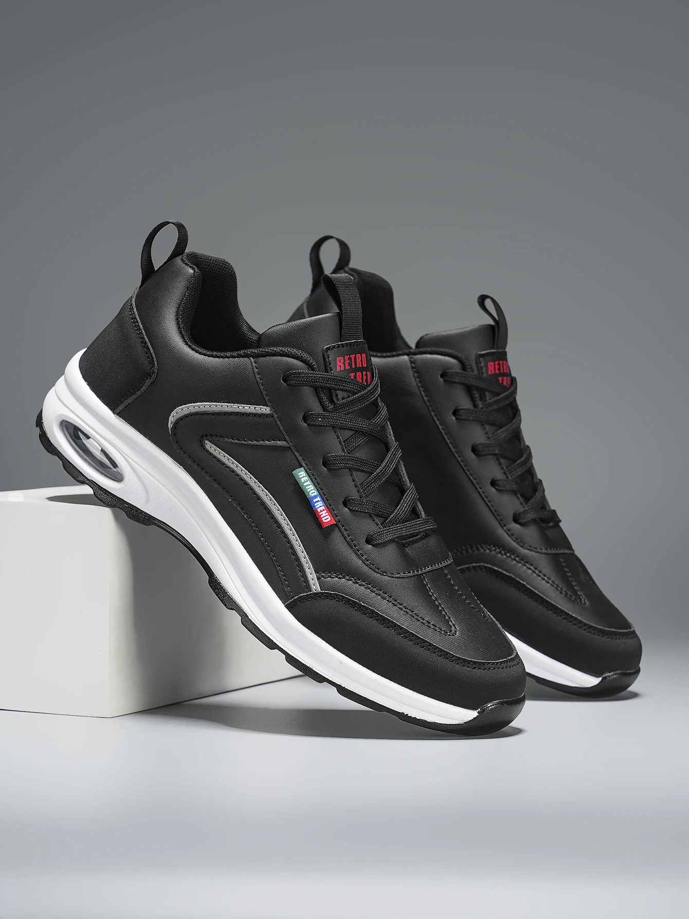 Men's Large Size Sports Shoes Outdoor Hiking Running Comfortable Casual Versatile Fashionable Training Shoes for Couples