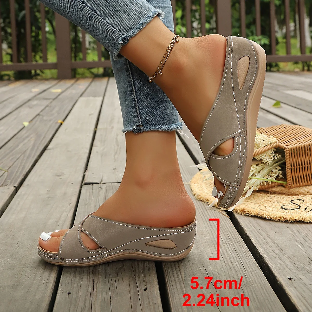 Women Wedge Slippers Vintage Anti-Slip Leather Slippers Premium Orthopedic Sandals Casual Platform Retro Shoes Flat Slides Women
