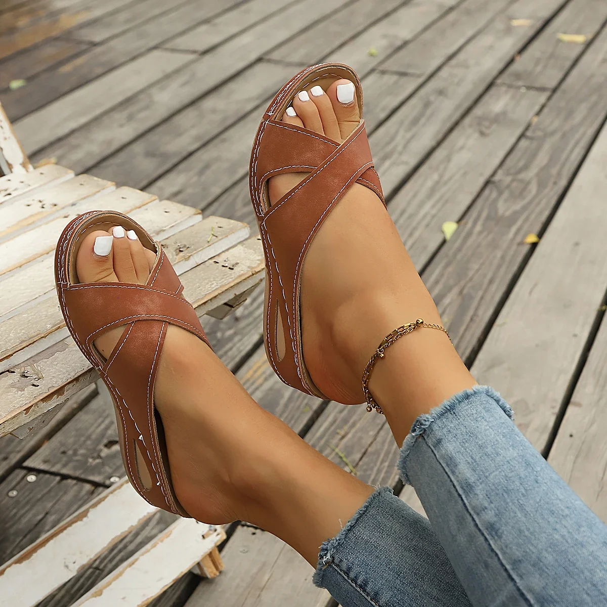 Women Wedge Slippers Vintage Anti-Slip Leather Slippers Premium Orthopedic Sandals Casual Platform Retro Shoes Flat Slides Women