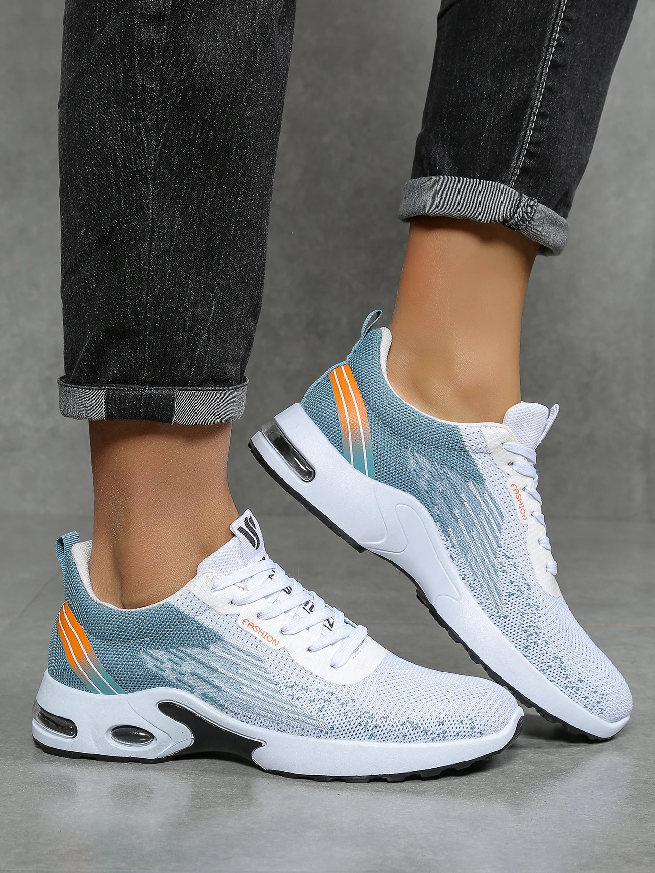 Men's Breathable Lace-Up Running Shoes, Knitted Mesh Casual Shoes, Comfortable Cushioned Sole Footwear for Daily Wear