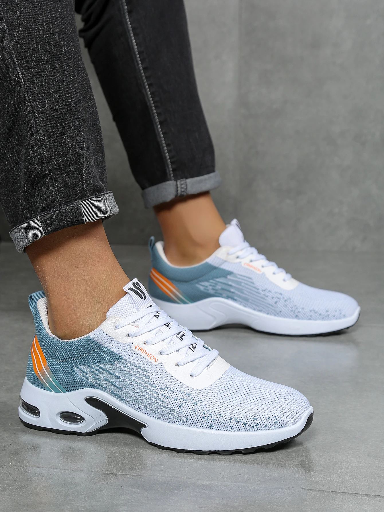 Men's Breathable Lace-Up Running Shoes, Knitted Mesh Casual Shoes, Comfortable Cushioned Sole Footwear for Daily Wear