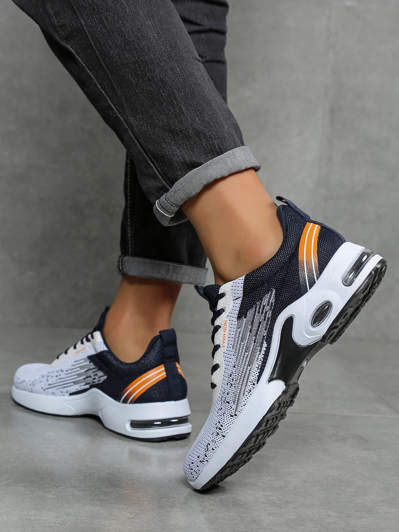 Men's Breathable Lace-Up Running Shoes, Knitted Mesh Casual Shoes, Comfortable Cushioned Sole Footwear for Daily Wear