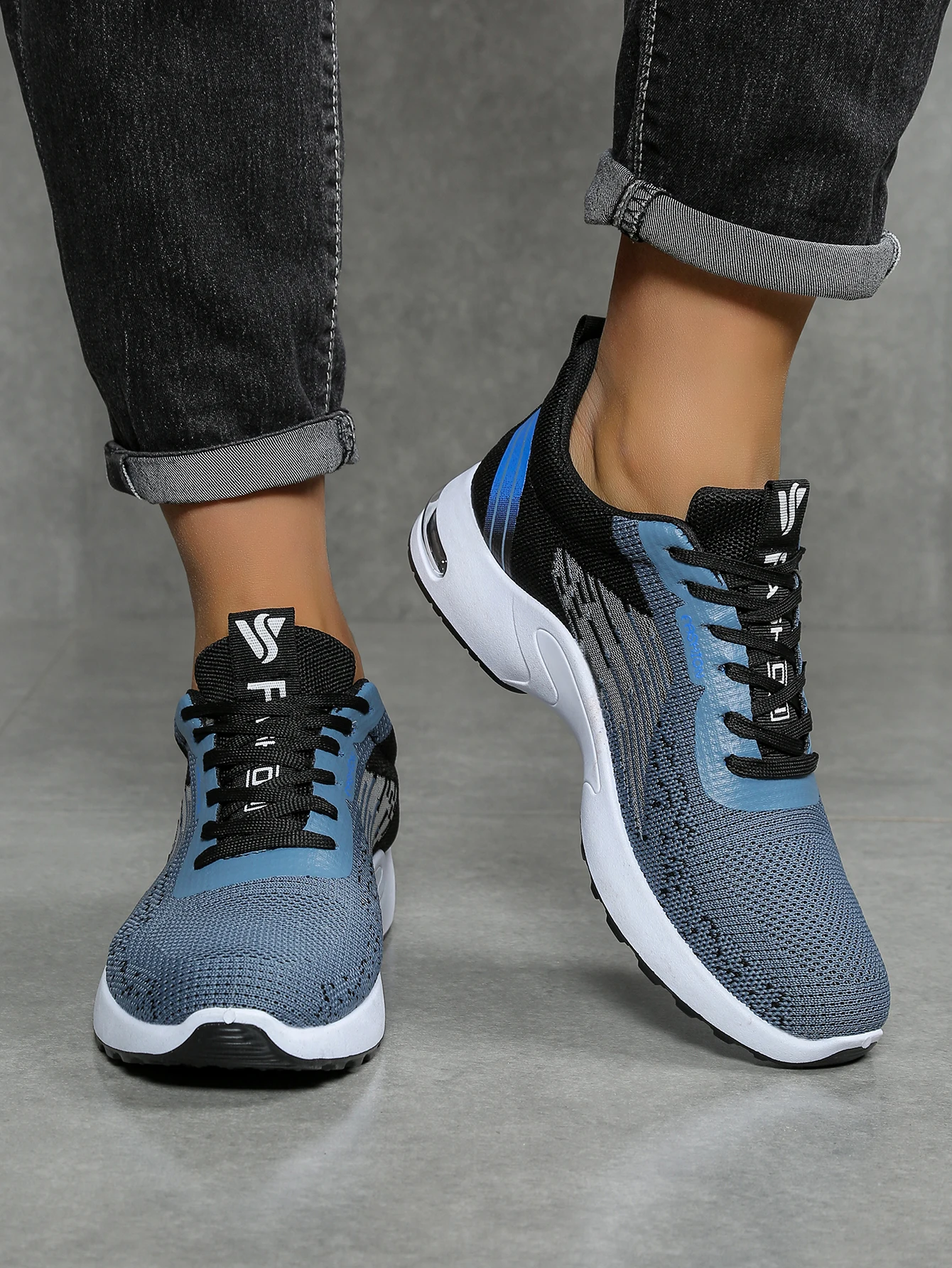 Men's Breathable Lace-Up Running Shoes, Knitted Mesh Casual Shoes, Comfortable Cushioned Sole Footwear for Daily Wear