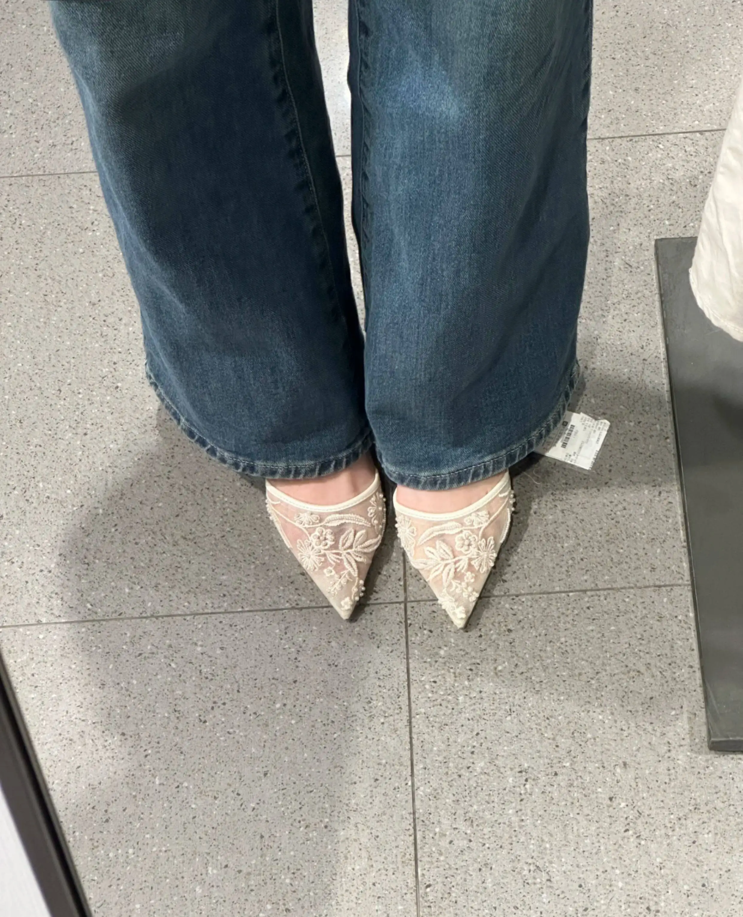 2026 Spring/Summer New Women's Shoes Champagne Chinese Embroidery Mesh Pearl Pointed High Heels Thin Heels Baotou